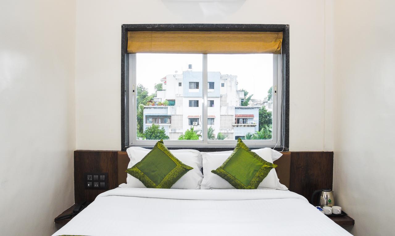 Hotel Treebo Malhaar Regency Chinchvad Exterior foto